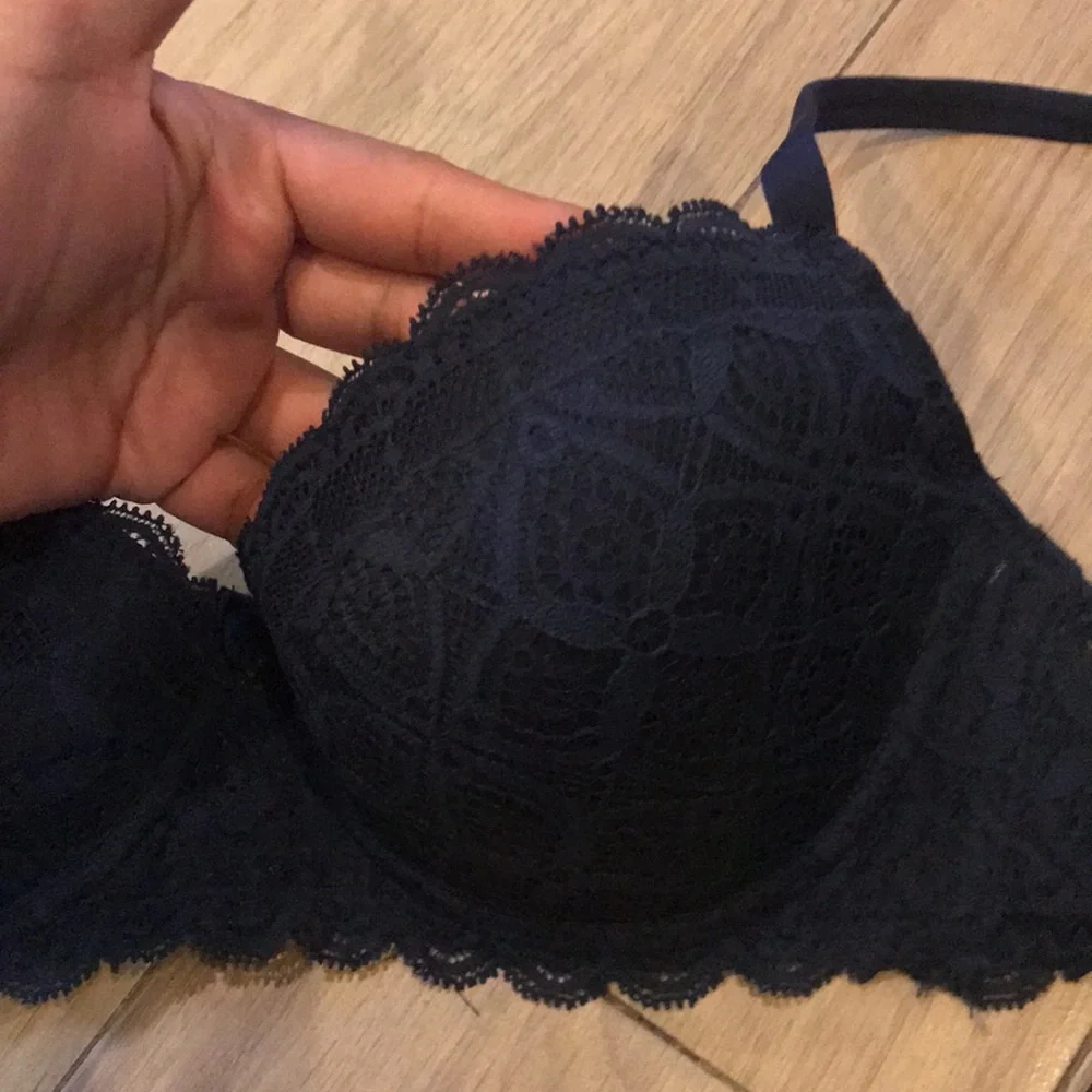 Intimissimi - Bras (34C) - Sold Together NWT - Picture 4 of 7